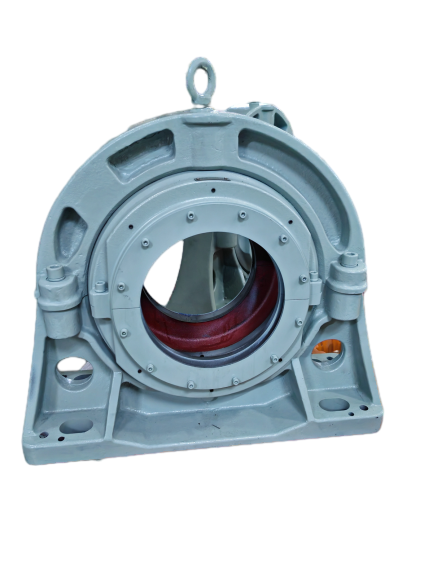 Reinforced bearing seat for mining and coal mining machines